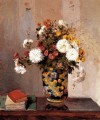 chrysanthèmes dans un vase chinois 1873 Camille Pissarro Fleurs impressionnistes